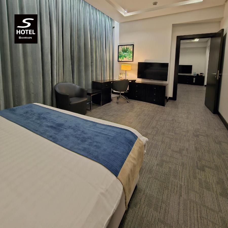 S Hotel Bahrain photo