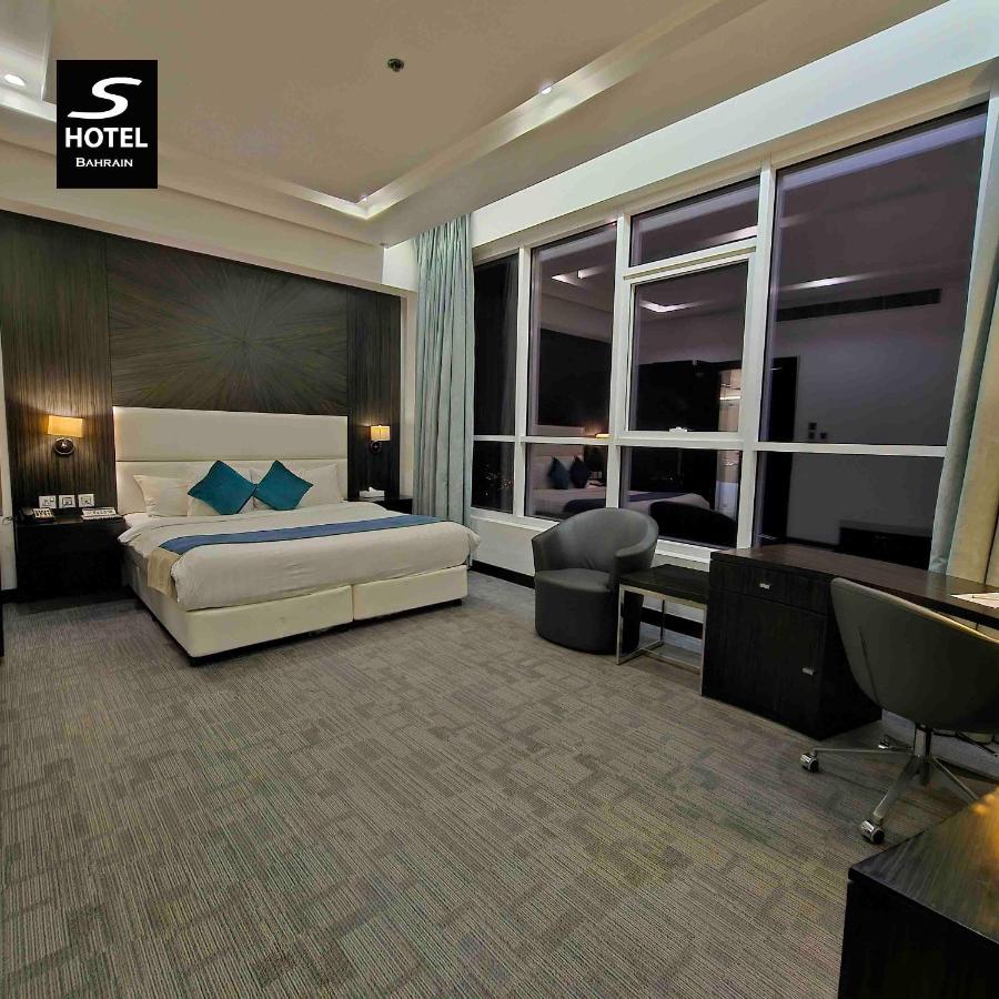 S Hotel Bahrain photo