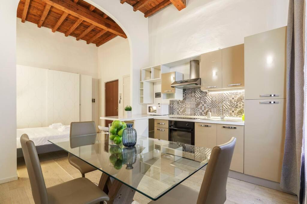 UNYCA - Central Studio in Florence 1