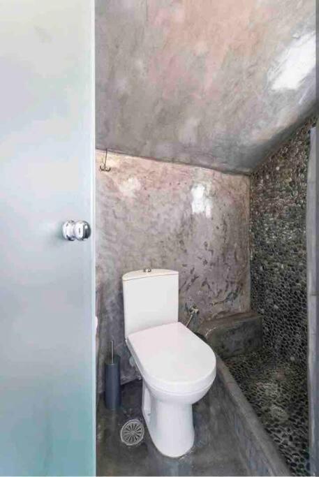 Jaccuzzi Romantic Suite in Firostefani,sea view! - 5