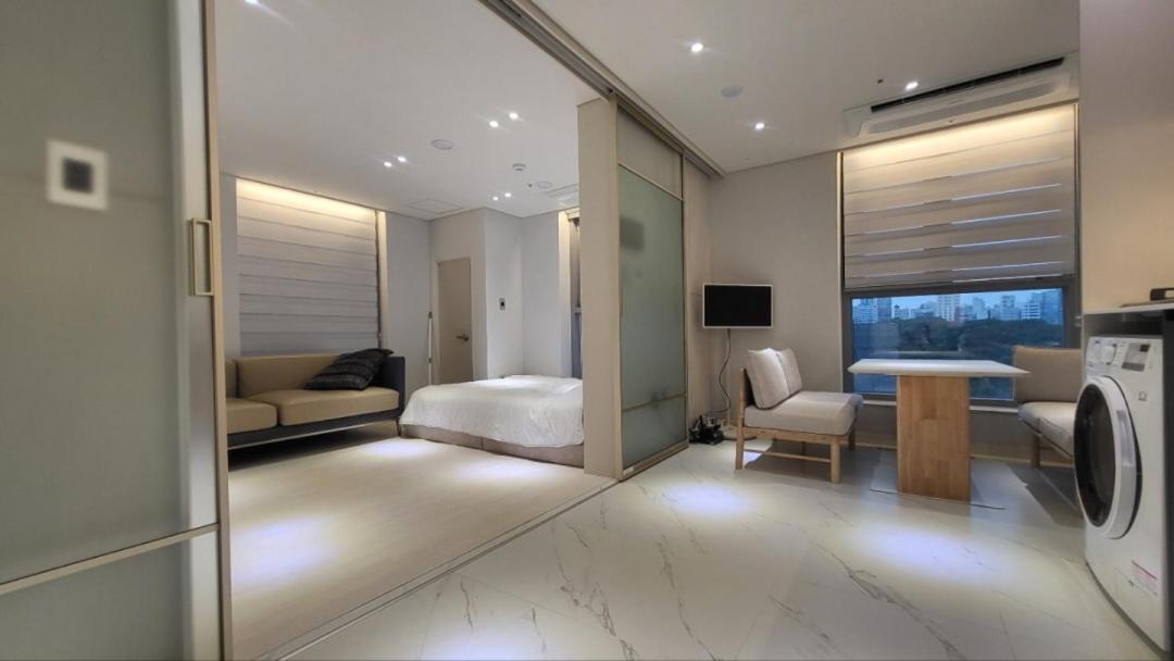 2023 New build, Super neat Full Option - 5