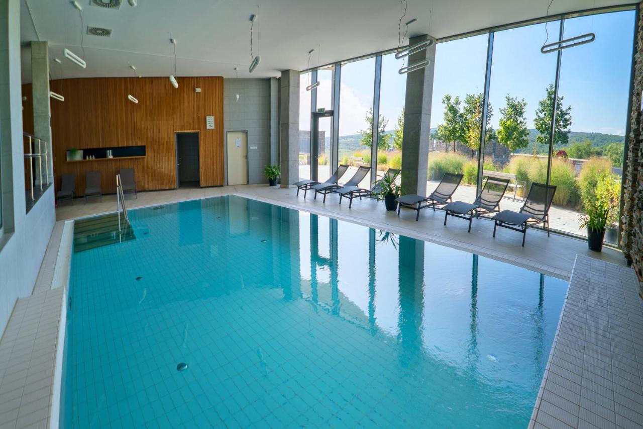 Hotel Vinice Hnanice