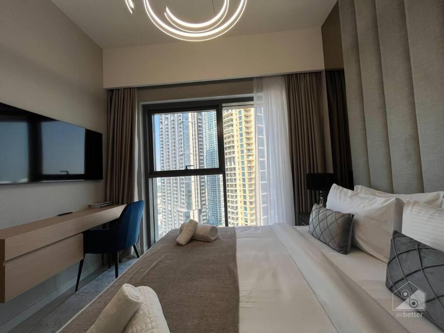 Dreamy Getaway 4B in Burj Royale Downtown - 2