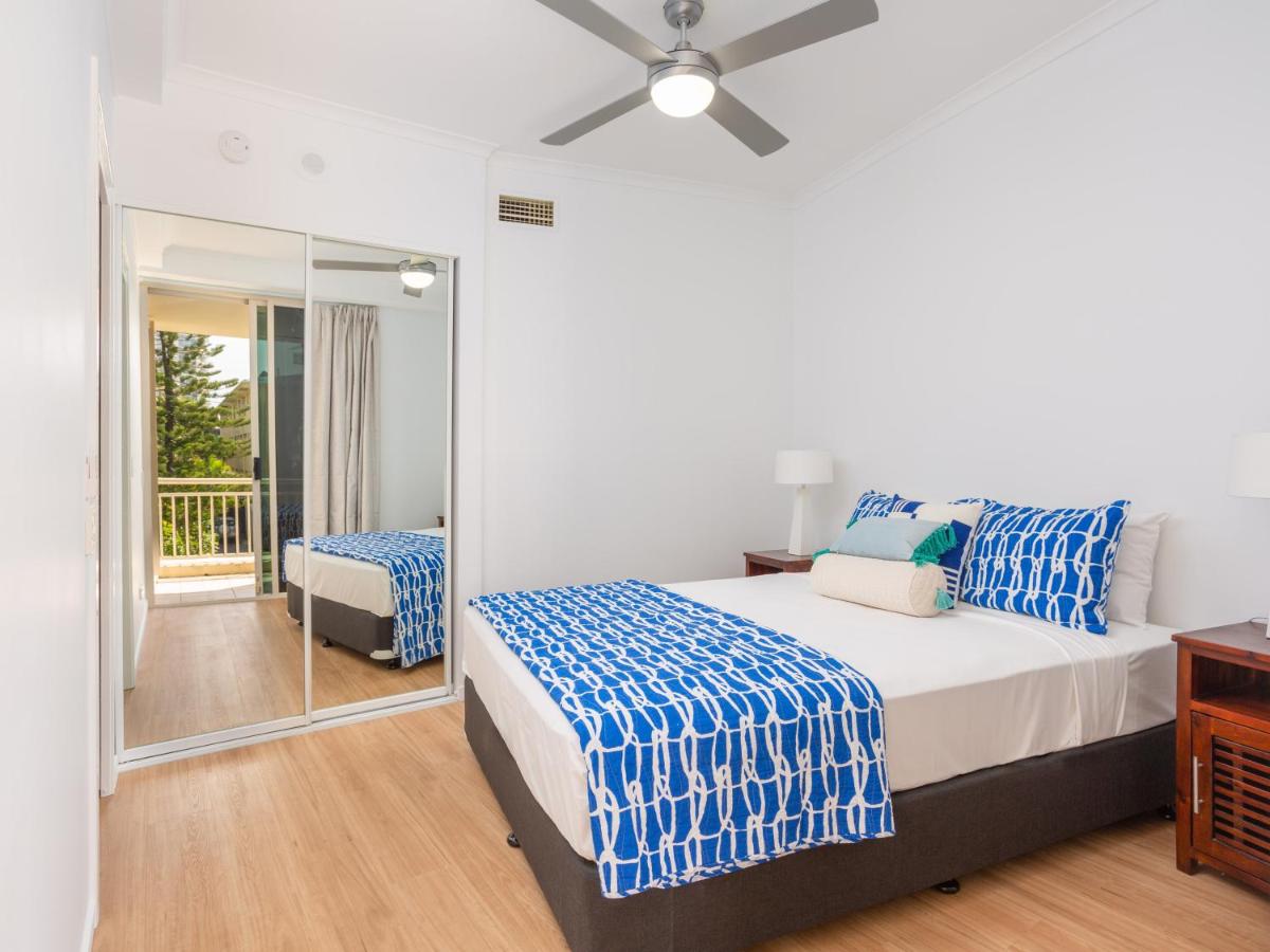 Maldives Resort Main Beach, Gold Coast photo