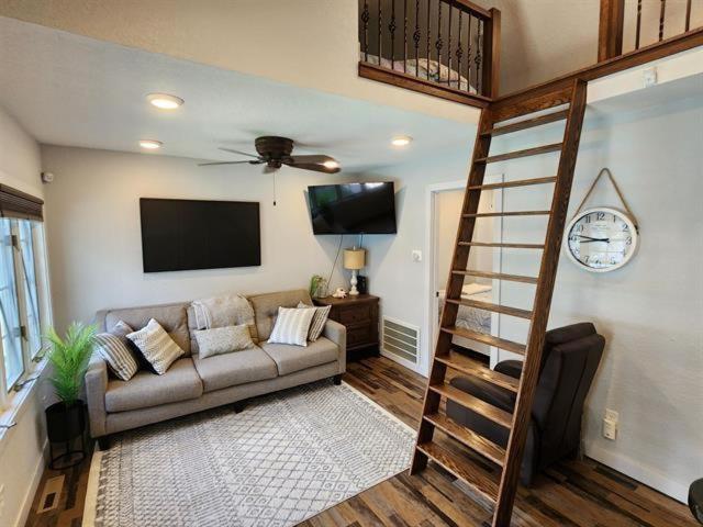 West Okoboji Cottages — photo 5