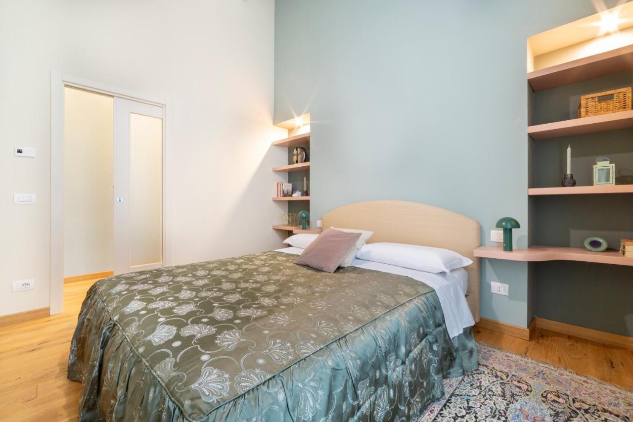 Classy nest in a historical palace - 2