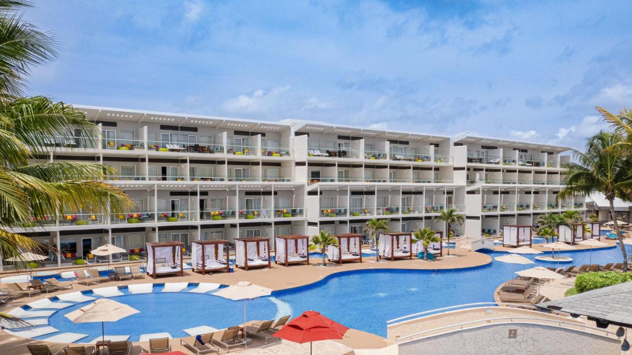 Azul Beach Resort Riviera Cancun, Gourmet All Inclusive by Karisma photo