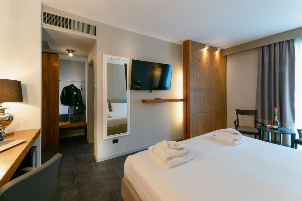 Admiral Park Hotel photo