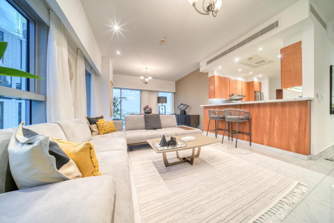 Central Park Towers, City View - DIFC - Mint Stay - 5