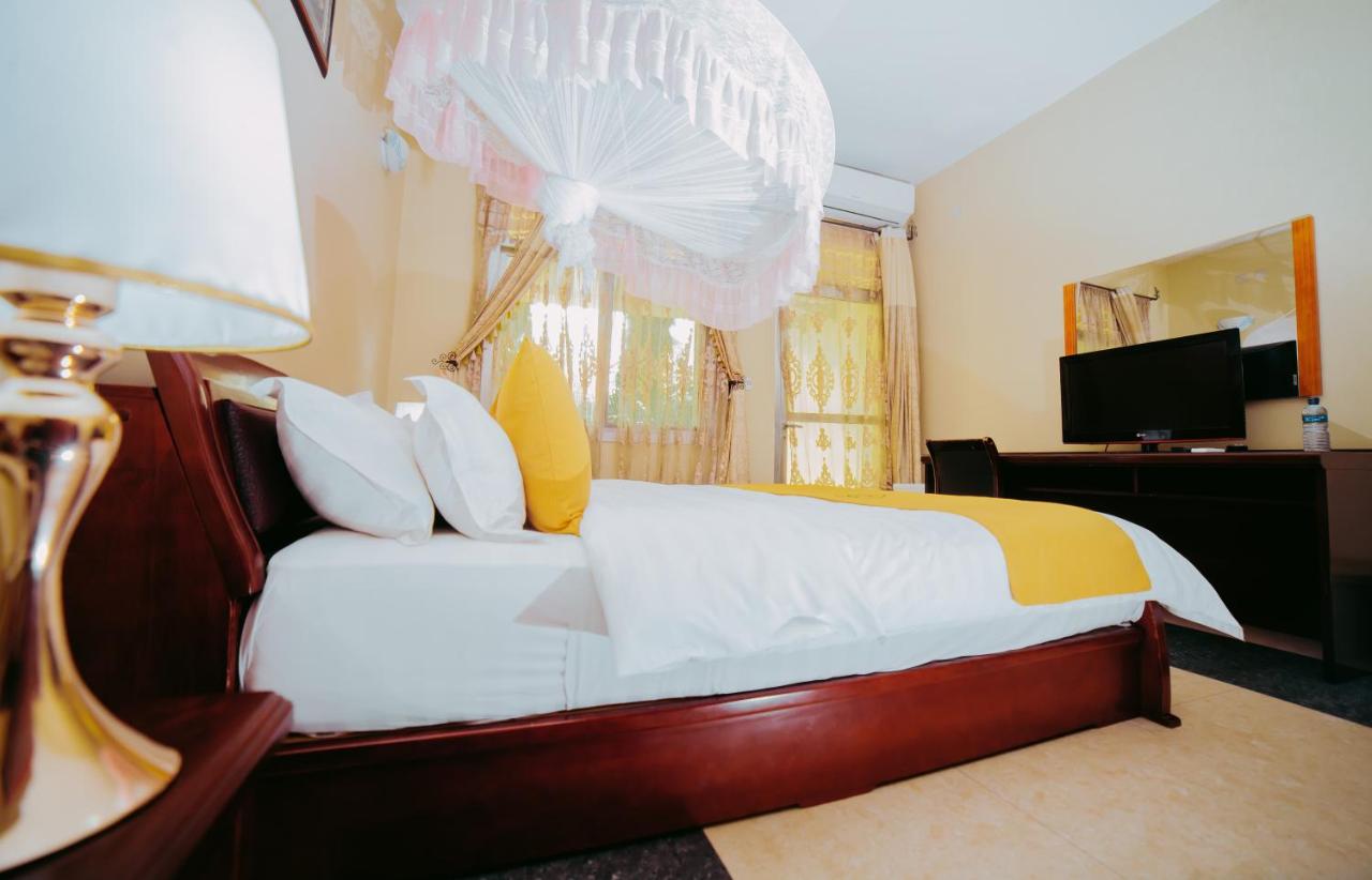 City Hill Hotel photo