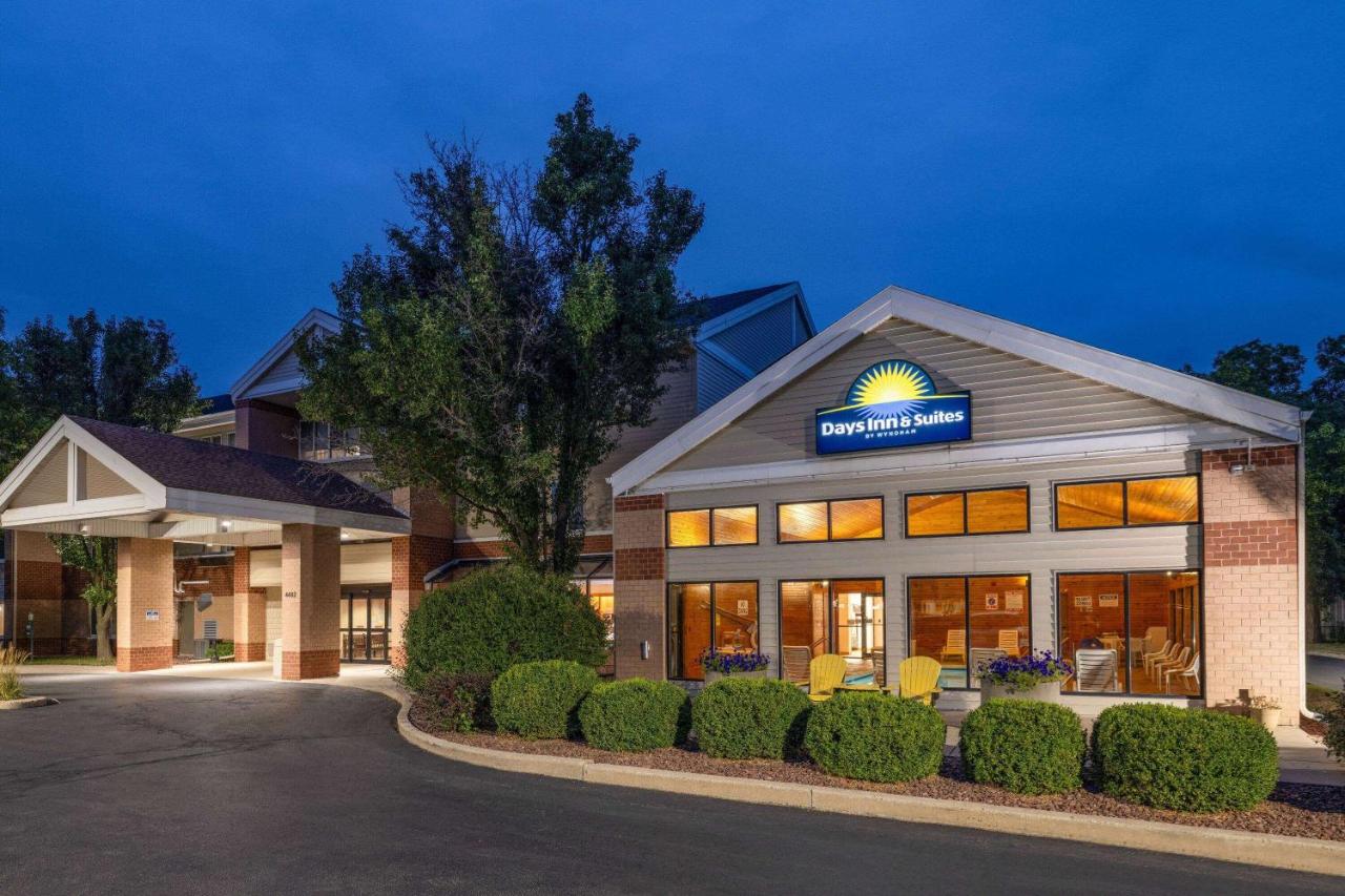 Image: Days Inn & Suites by Wyndham Madison