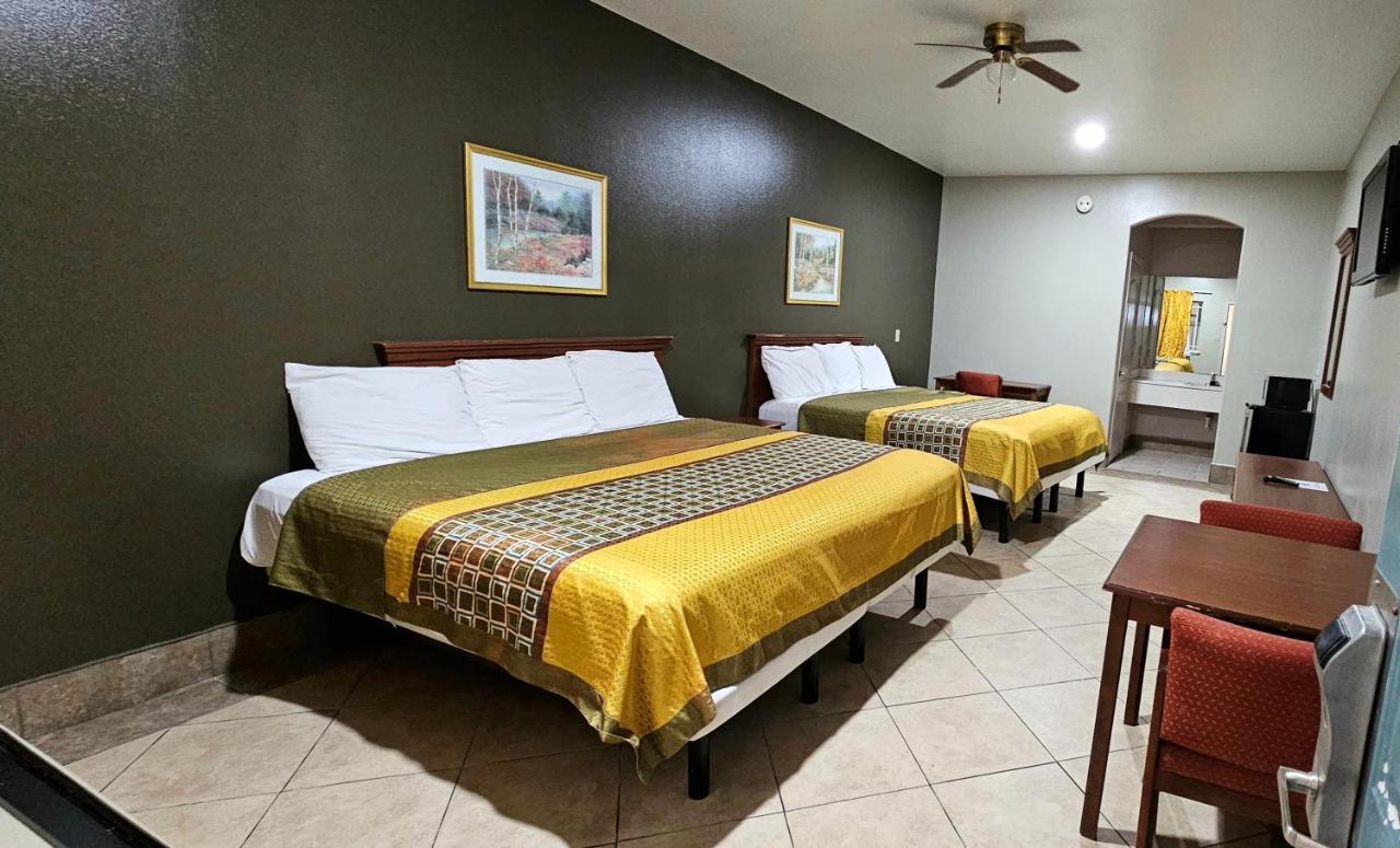 Texas Inn and Suites RGV — photo 14