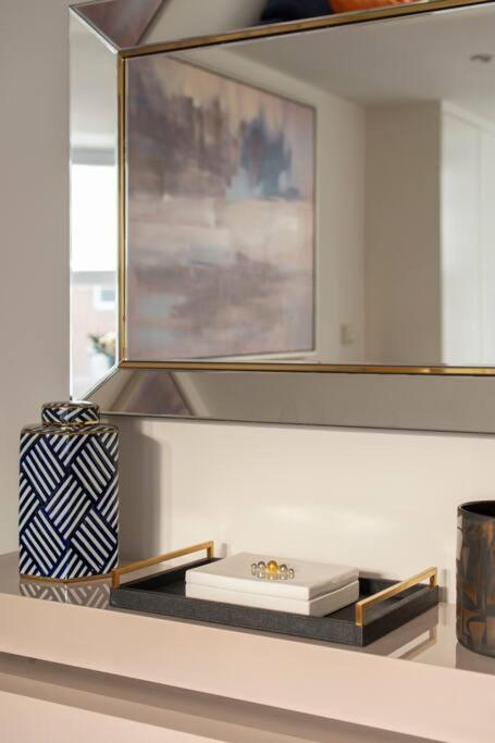 Elevated Elegance 1BR 1BA Flat in Wellmeadow Rd 65B - 3