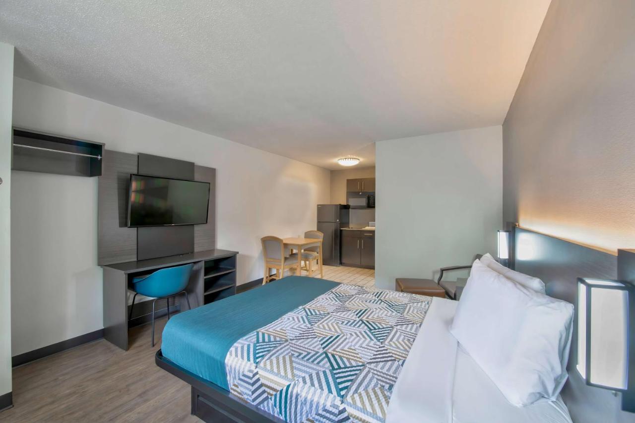 Sapphire Suites — photo 9