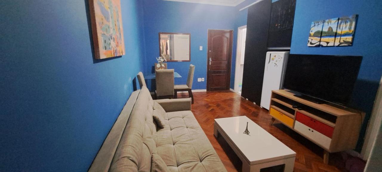 Pleno Centro de Copacabana - A 1 quadra da praia - 2