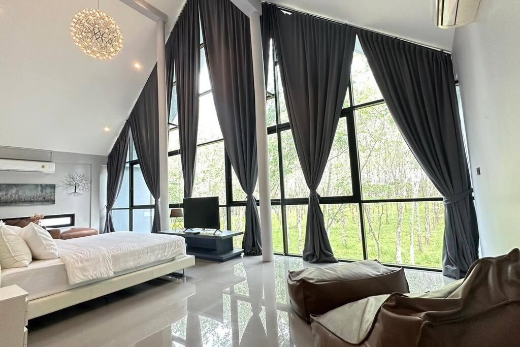 Villa Chuly in Bangtao, Phuket - 2