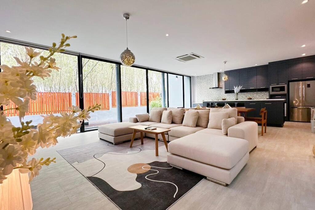 Villa Chuly in Bangtao, Phuket - 5