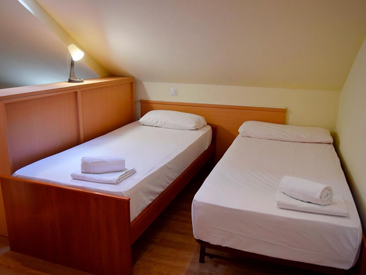 Apartamentos Pantebre 3000 photo