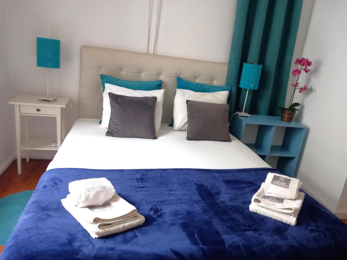 Charm Discovery Braul - 2