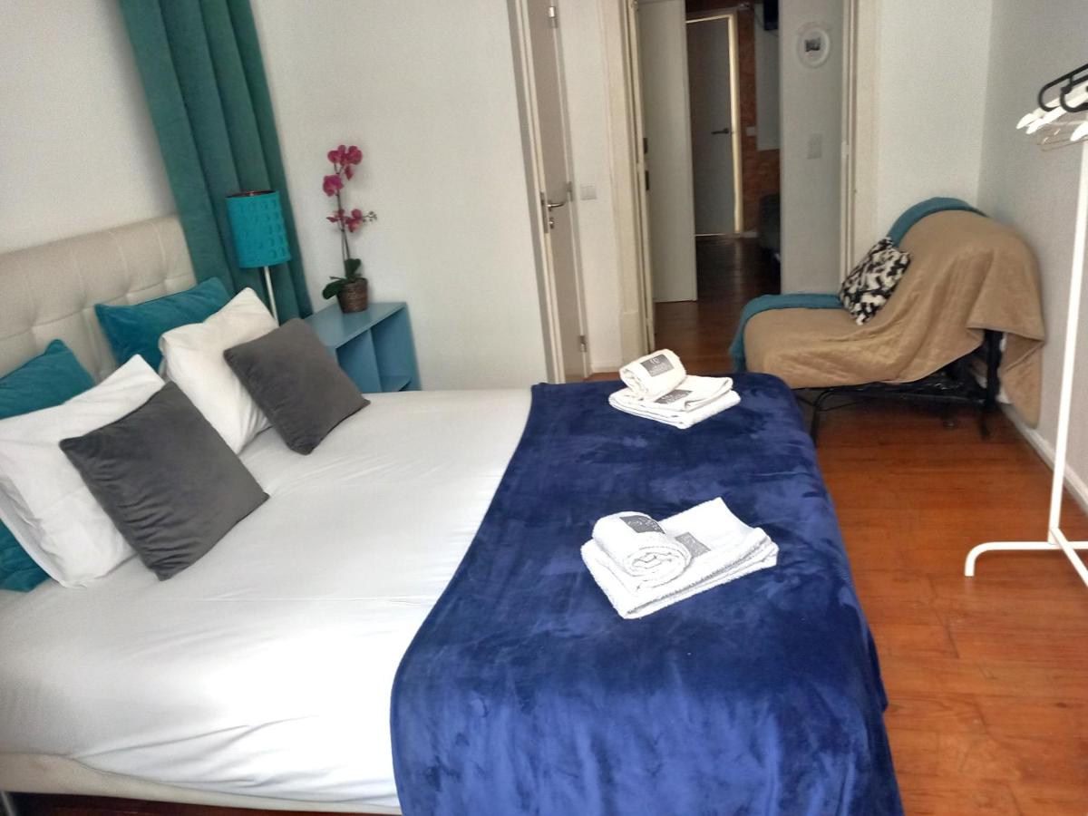 Charm Discovery Braul - 4