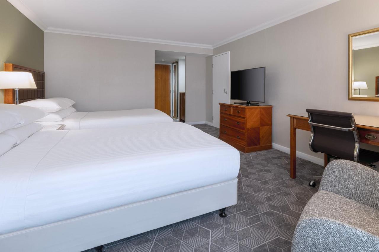 Delta Hotels by Marriott Heathrow Windsor photo