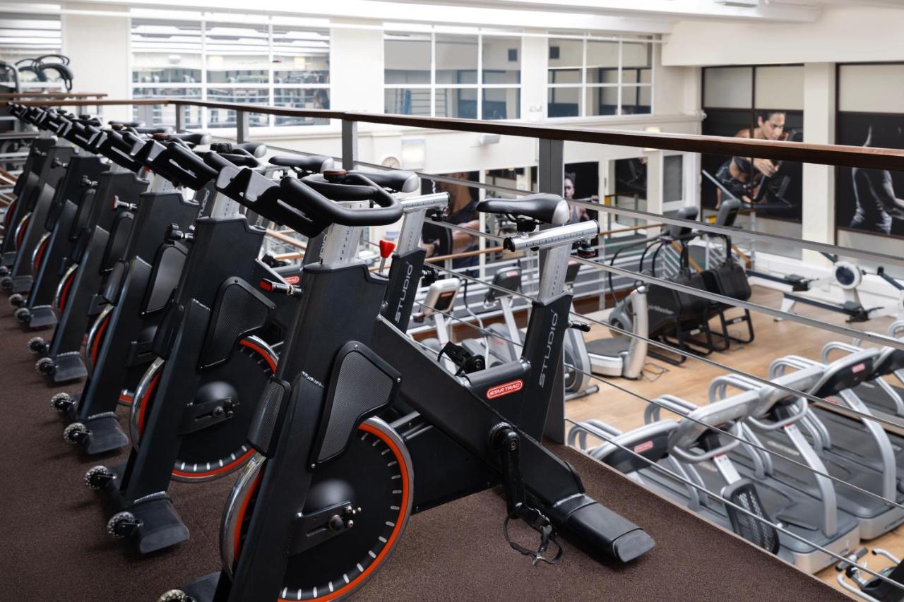 Delta Hotels by Marriott Heathrow Windsor photo