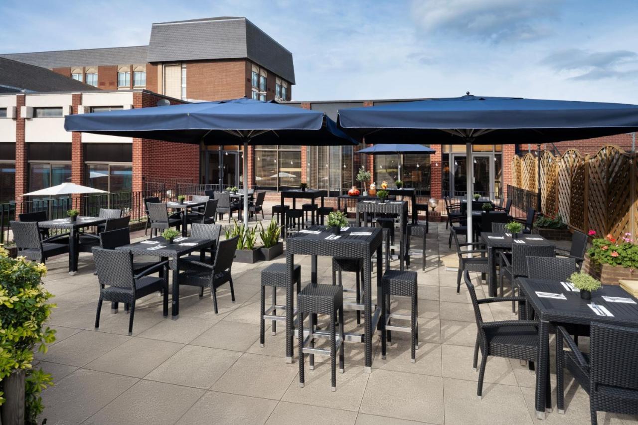 Delta Hotels by Marriott Heathrow Windsor photo