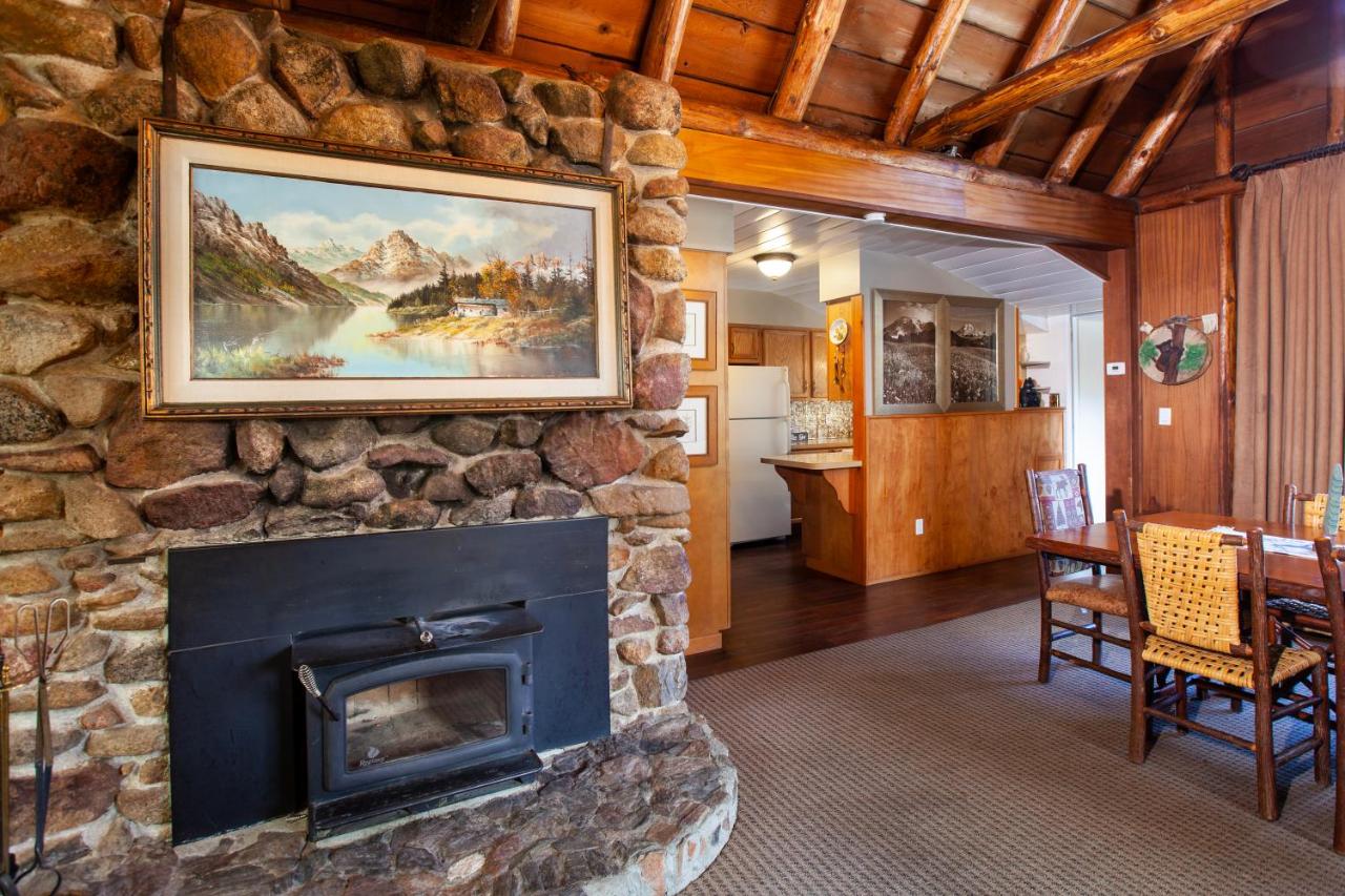 Tahquitz Pines Retreat — photo 4