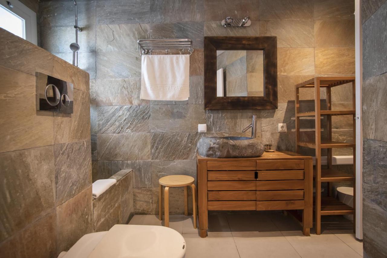 A1mar1023 Breathtaking rooftop in Sagrada Familia - 3