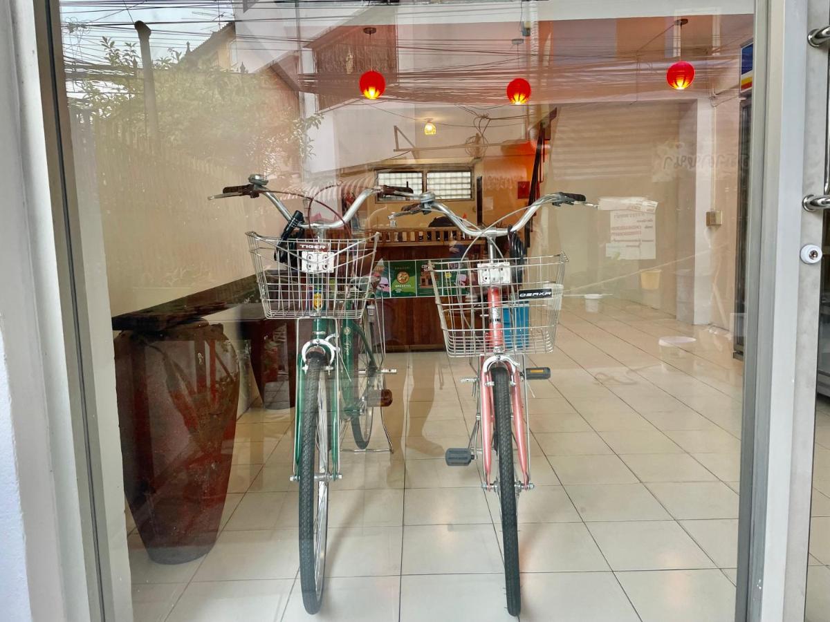 Baan KhaoSoi - Private room in a rooftop hostel 2nd floor - 5