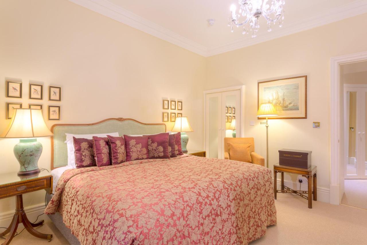 Rushton Hall Hotel and Spa - Laterooms