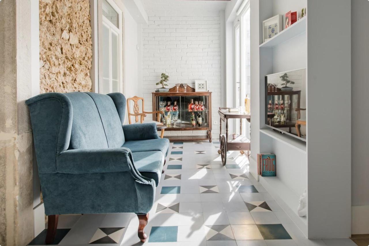 1898 Home & Suites - 5