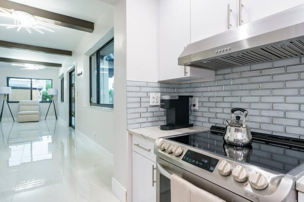 New Miami & Calle Ocho Home with Arcade! - 4