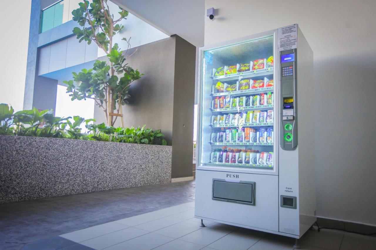 Twin Tower Residence By The one - 10m walk to JB Custom & CIQ - 5