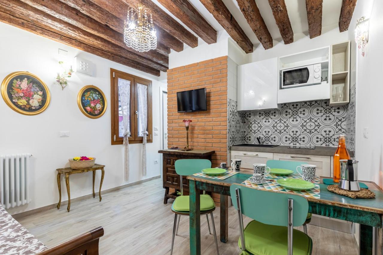 Con giardino privato, in centro, vicino stazione