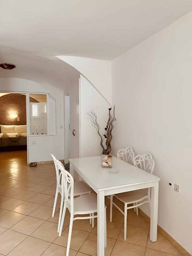 Vinas Place City Center - 5