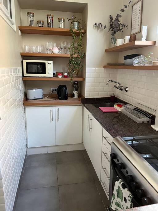 Depto renovado en recoleta. - 2