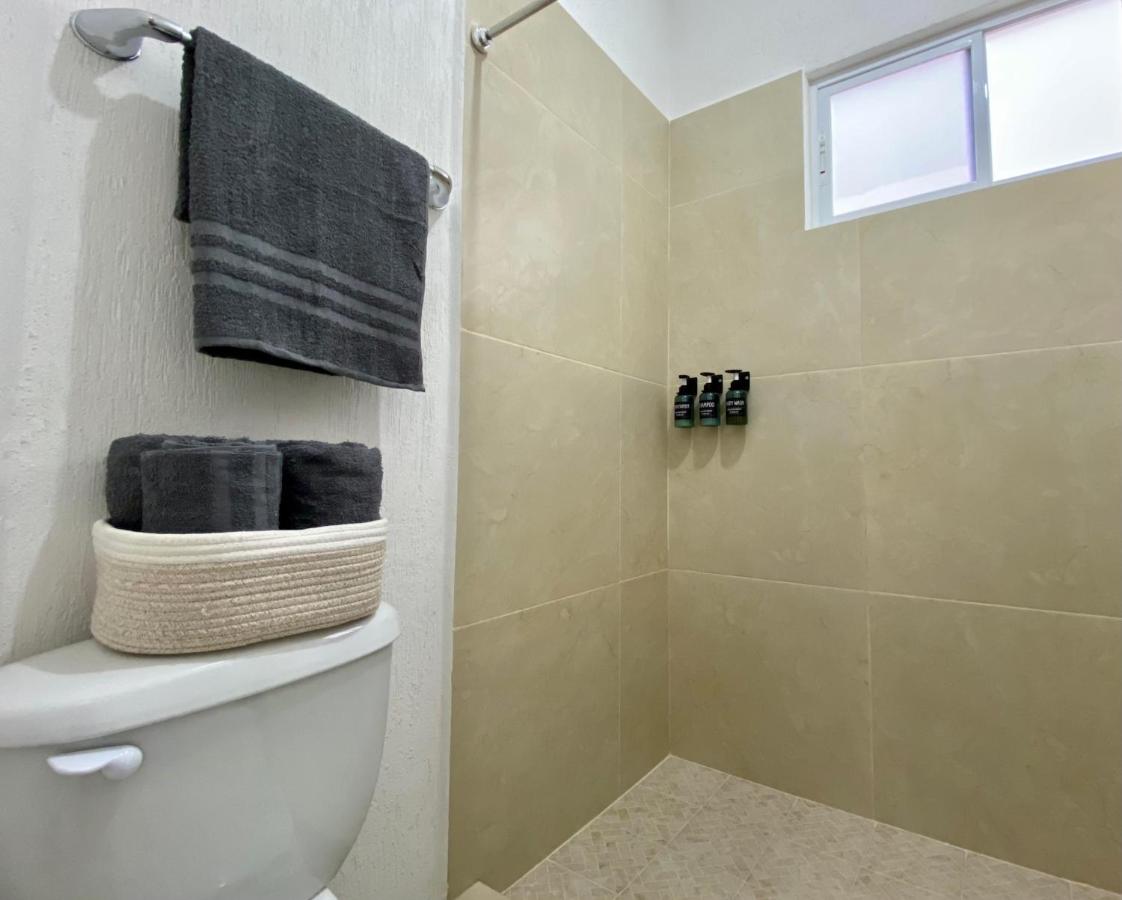 Departamento nuevo, 3 habitaciones, justo en frente de alberca - 3