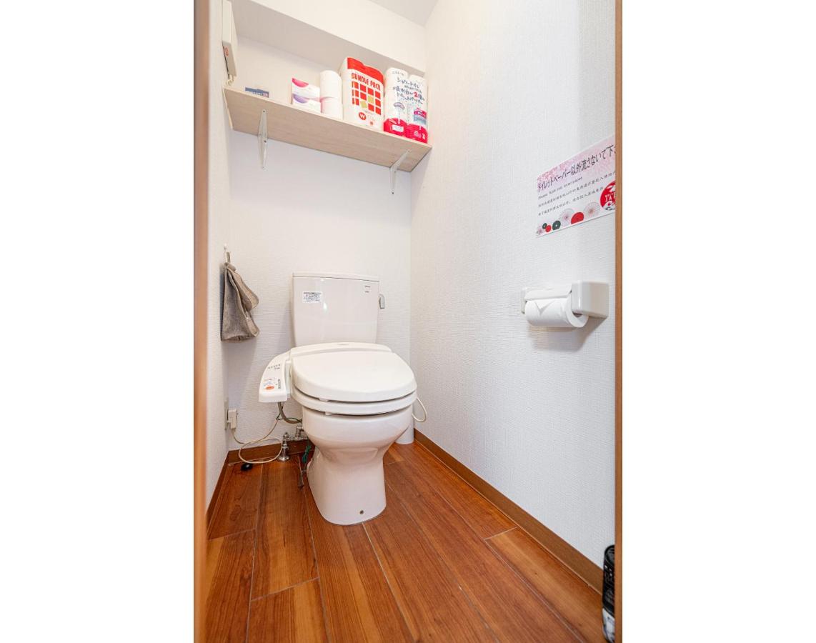 Ikebukuro East Exit Queen Bed Room - 3