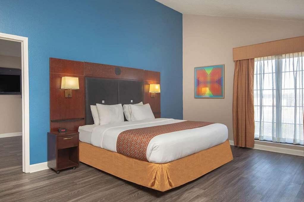 Budget Inn-Marietta — photo 13