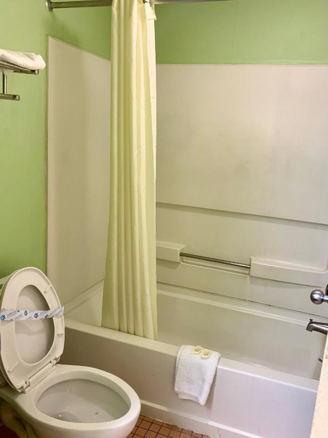 Executive inn — photo 24