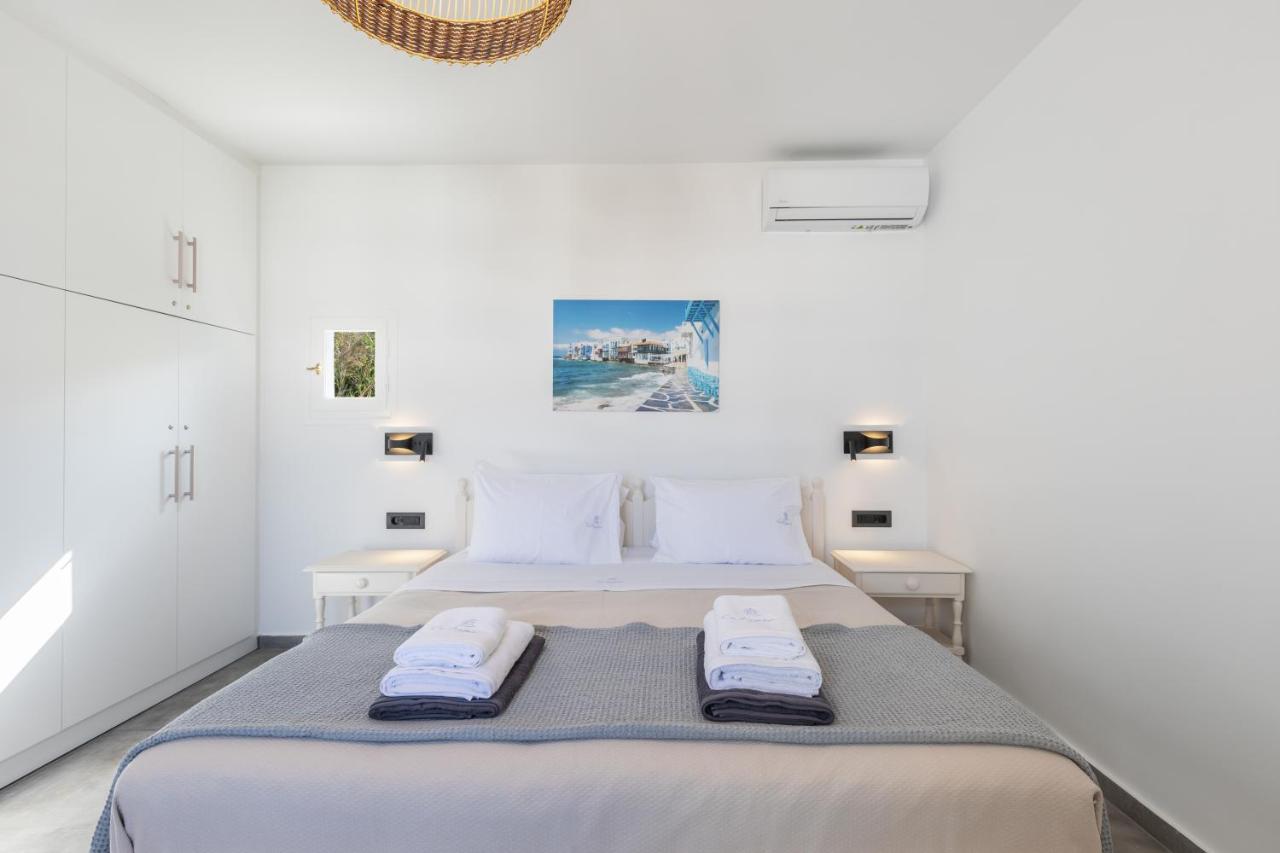 Callisti Mykonos Town with pool view and Calypso upper floor with sea view - 2