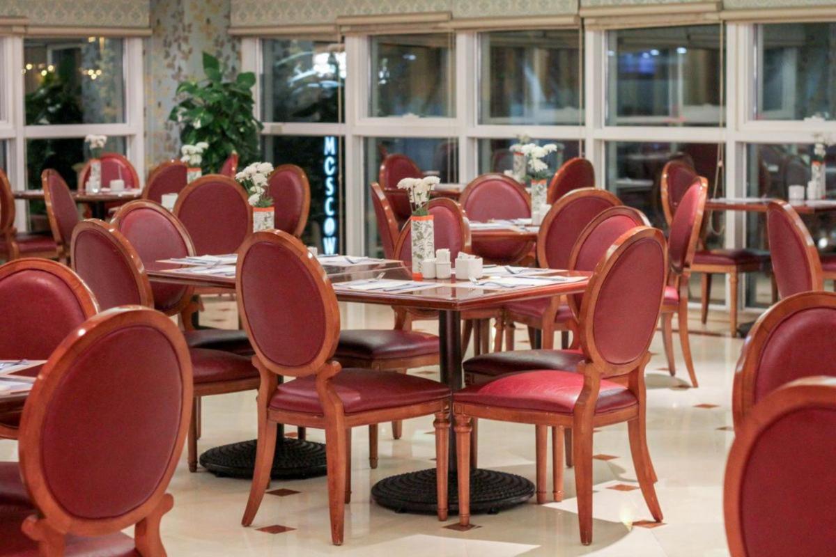 Moscow Hotel photo