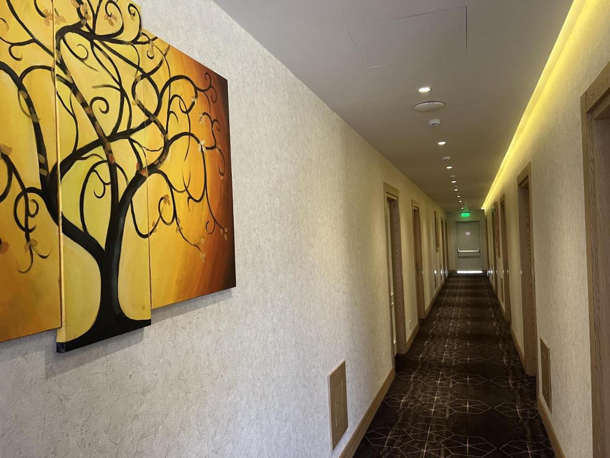Regal Inn Badamdar Hotel photo