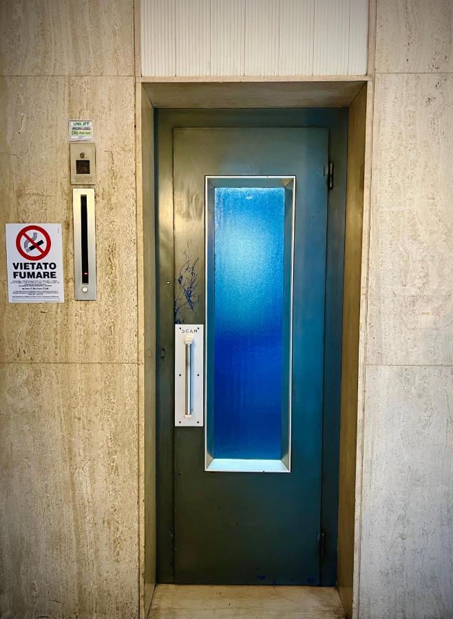 Blue Deluxe Venice - 3