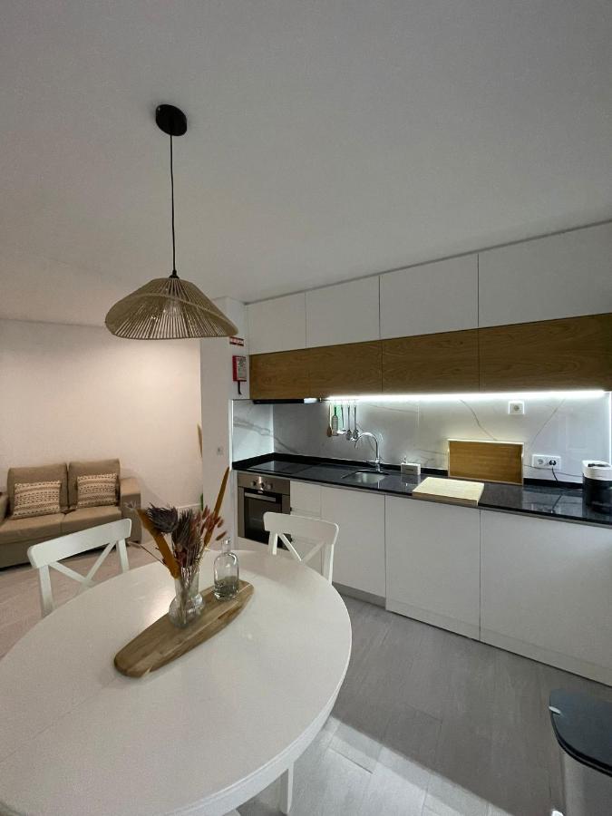 Marinho's Oporto Apartments II - 4