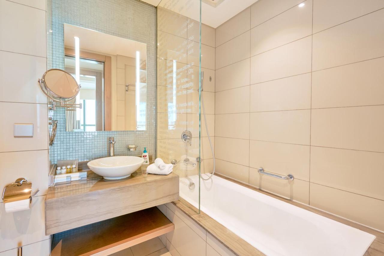 ALiving Supreme 3BR I Paramount Towers, Business Bay- 6104 - 3