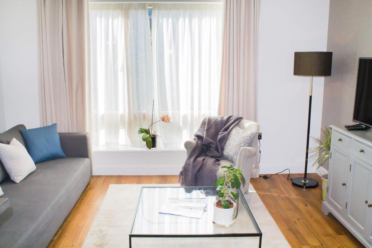 Modern & central - two bedroom & two bathroom apartment - 5
