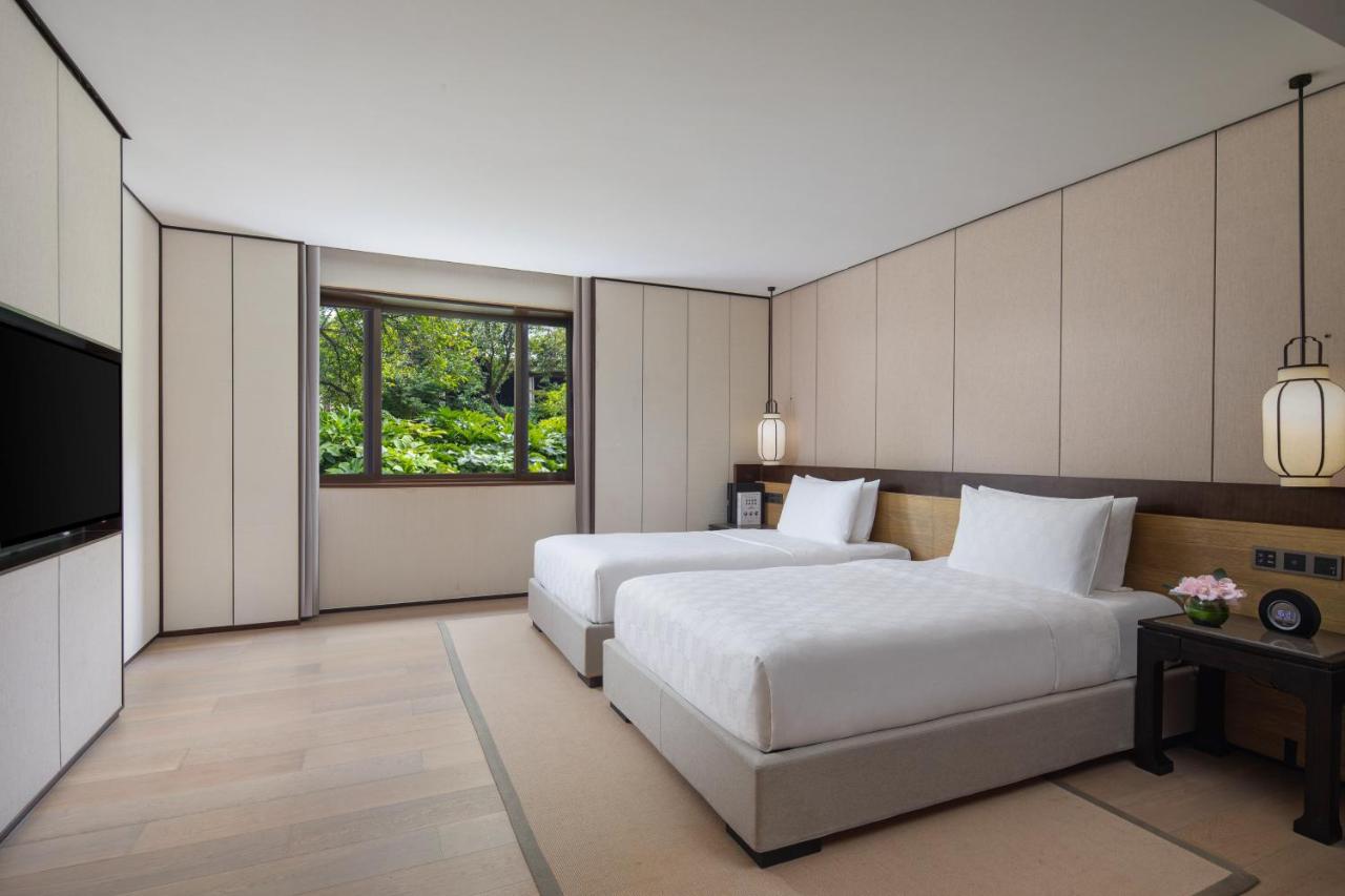 HUALUXE Xi'an Tanghua, an IHG Hotel photo
