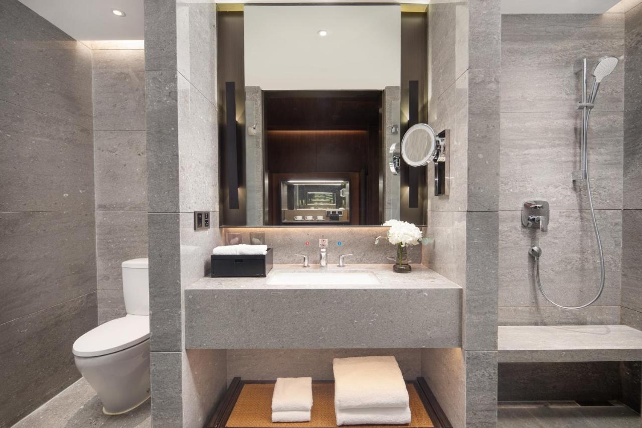 HUALUXE Xi'an Tanghua, an IHG Hotel photo